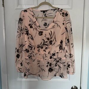 V-neck blouse with empire waist